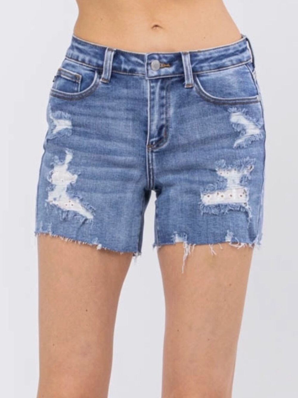 JUDY BLUE Mid-Rise Stretch Denim Shorts Size XL Lace Patch Destroy 15 (32) NEW